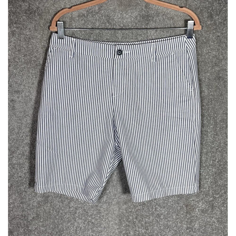Croft & Barrow Bermuda Shorts Womens Size 6 White Gray Striped Stretch Pockets